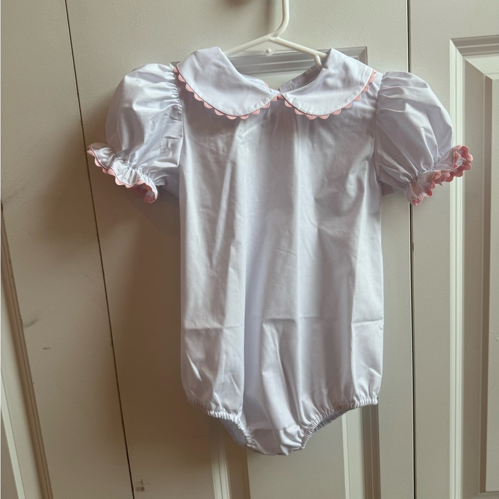 The Beaufort Bonnet Company white with pink trim collar bubble